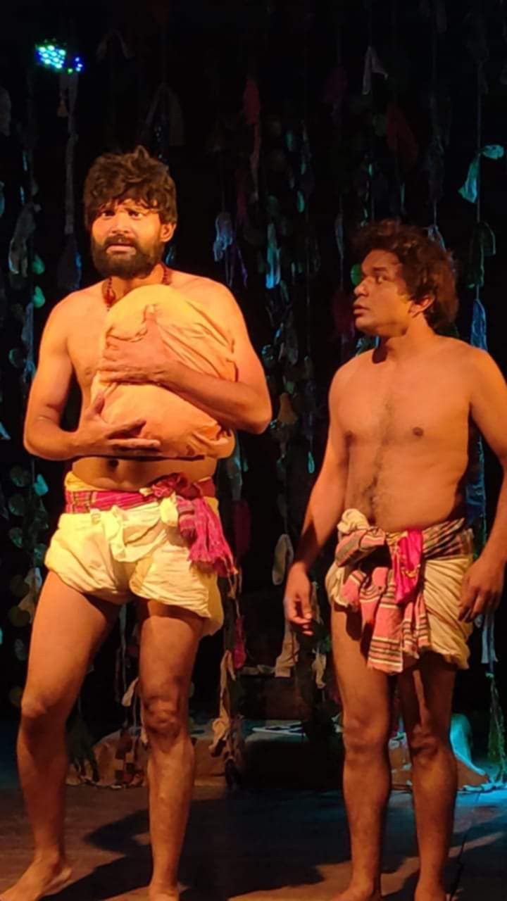 অন্ধকার থেকে আলোর পথে: ‘উত্তরণ’-এর ৩৪ তম প্রদর্শনী